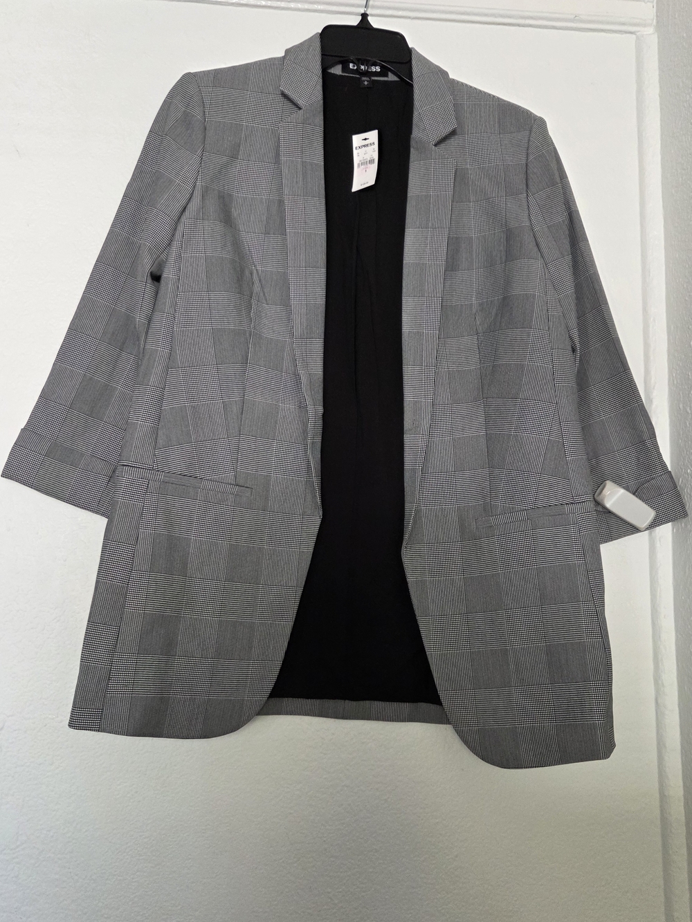 NWT Express Black and Gray Glen Plaid Blazer
